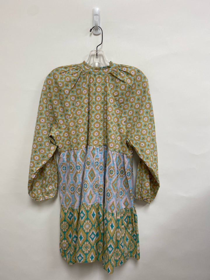 Jessica Simpson Size XL Tan Blue/Lavender Print Ladies Dress
