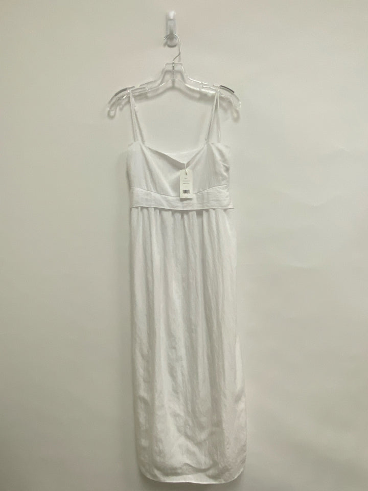 NWT VINCE. Size M White Sleeveless Ladies Dress
