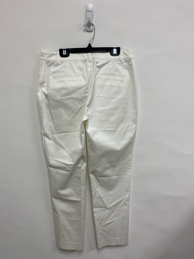 Brooks Brothers Size 6 White Cropped Ladies Pants
