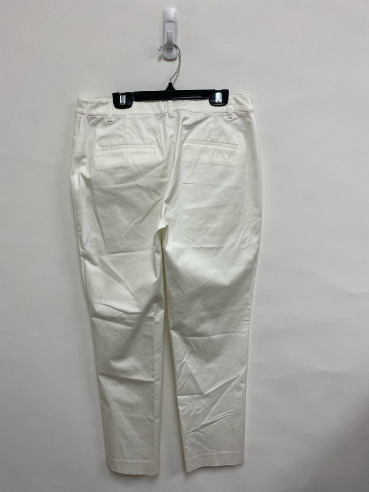 Brooks Brothers Size 6 White Cropped Ladies Pants