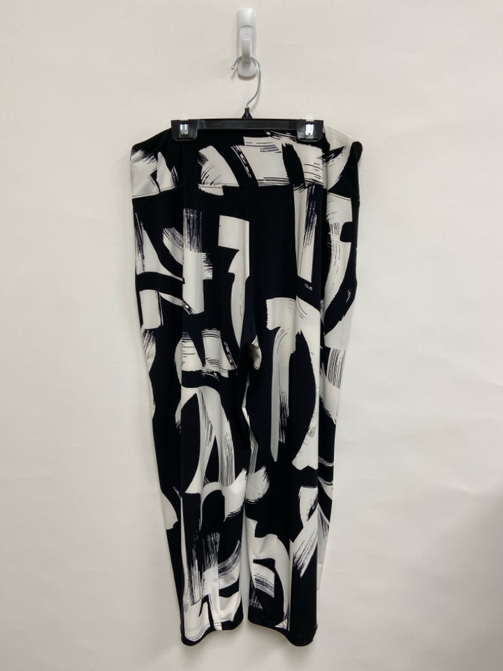 Sympli Size 14 Black White Abstract Pull-on Ladies Pants