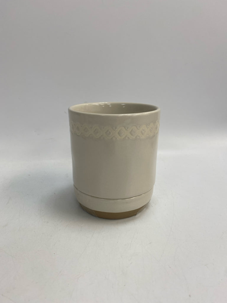 Cream/Brown Ceramic Misc. Bath Item