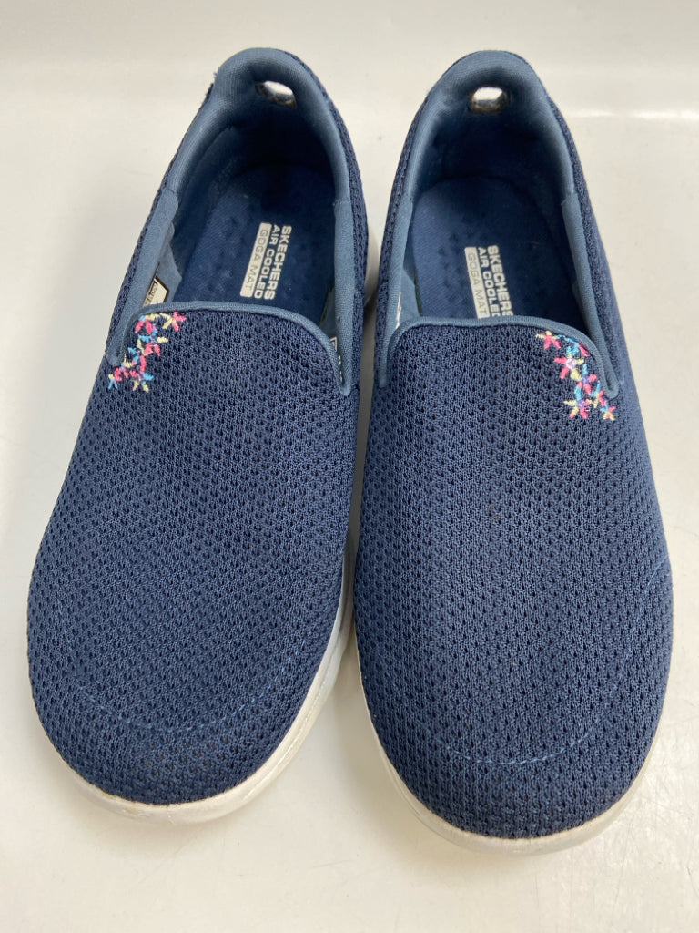 Skechers US Shoe Size 8 Navy Sneakers