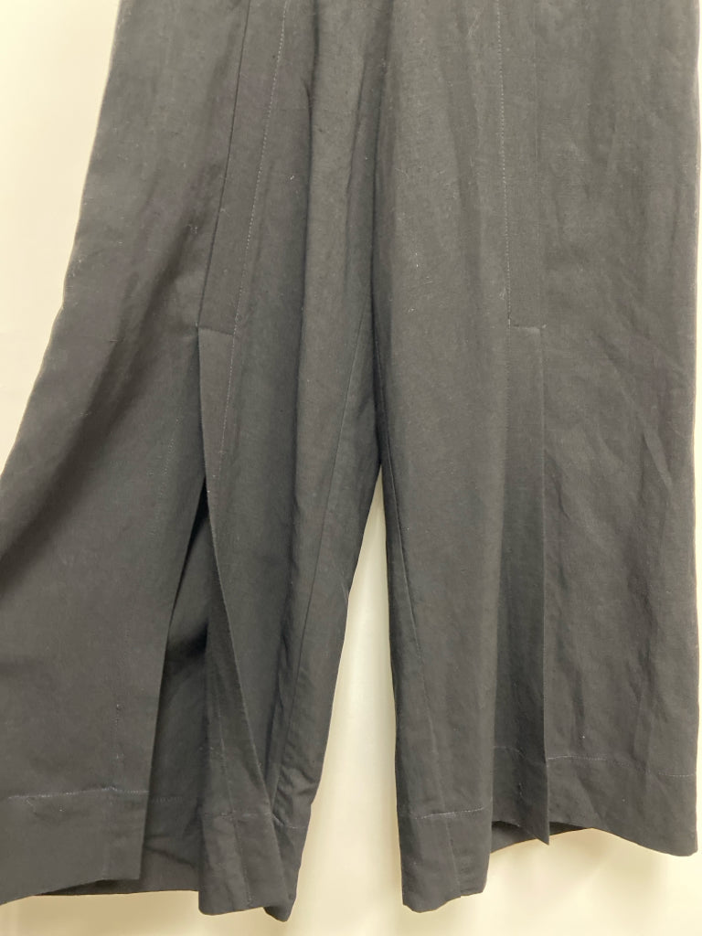 OZAI N KU Size S Black Ladies Pants