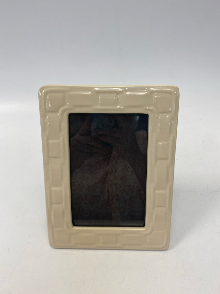 Longaberger Cream Pottery Frame