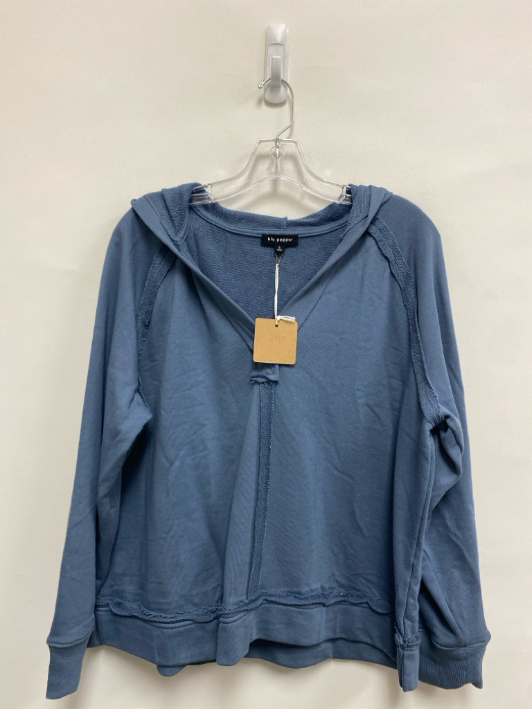 NWT blu pepper Size L Blue Hooded Ladies Top