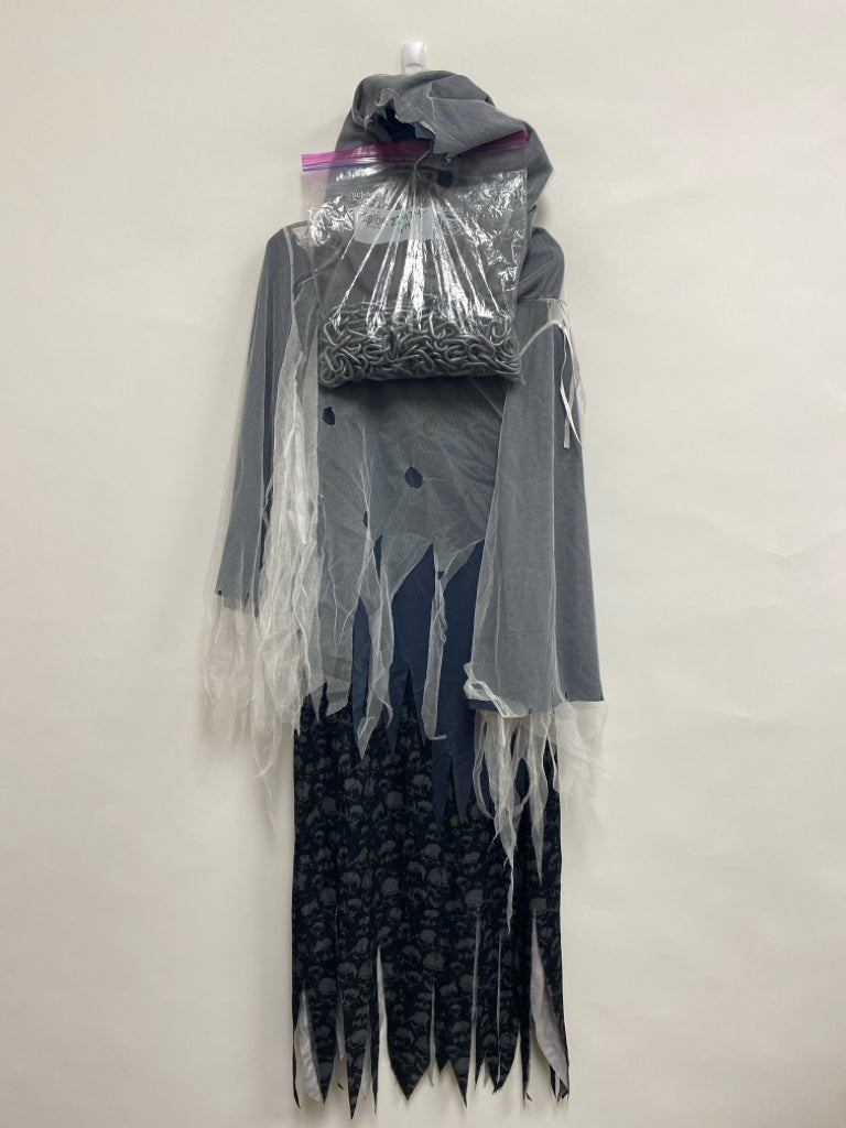 SIZE M Gray Black Girl&