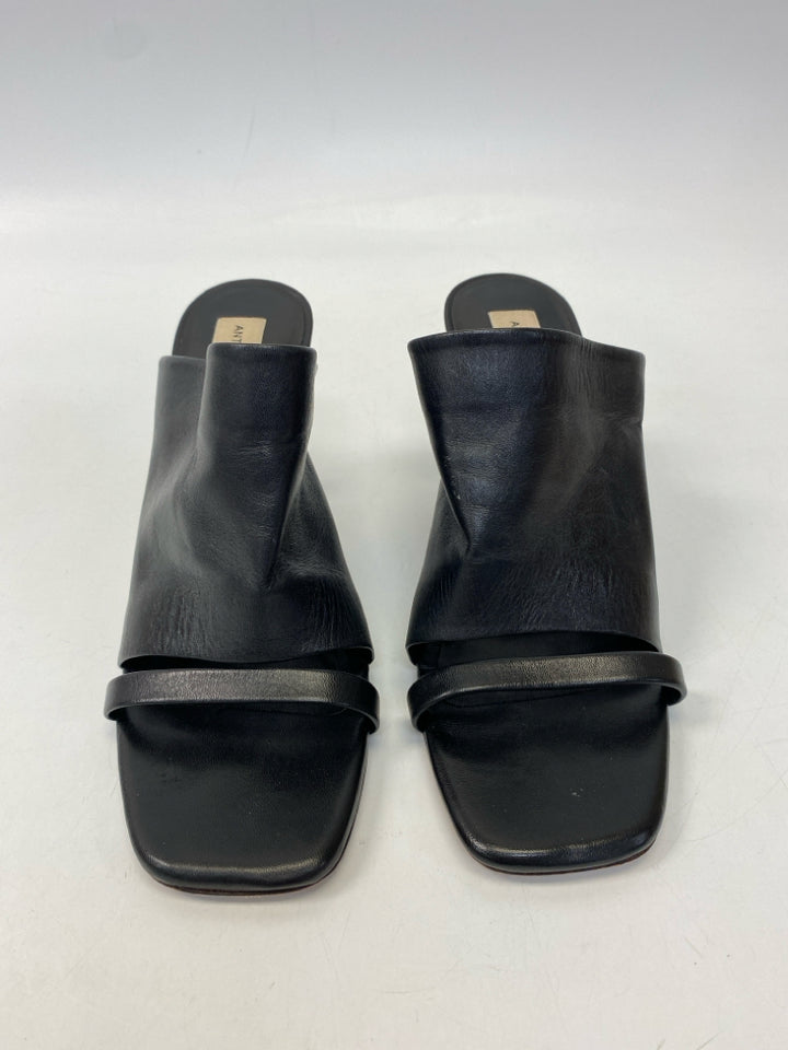 Antonio Melani  Size 8.5 Black Sandals