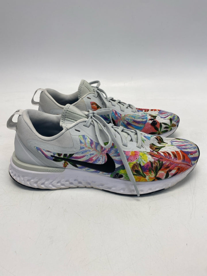 Nike US Shoe Size 9 Gray Multi-Color Leaves Sneakers
