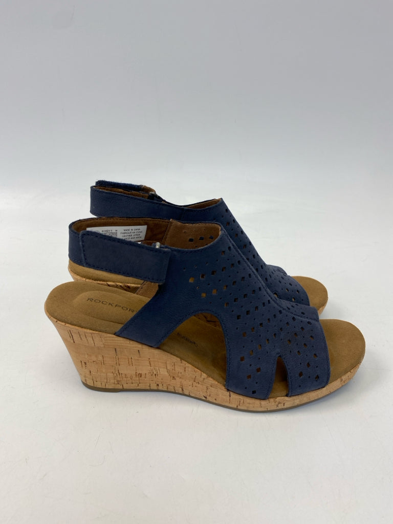 Rockport  Size 7.5 Dark Navy Perforated Sandals