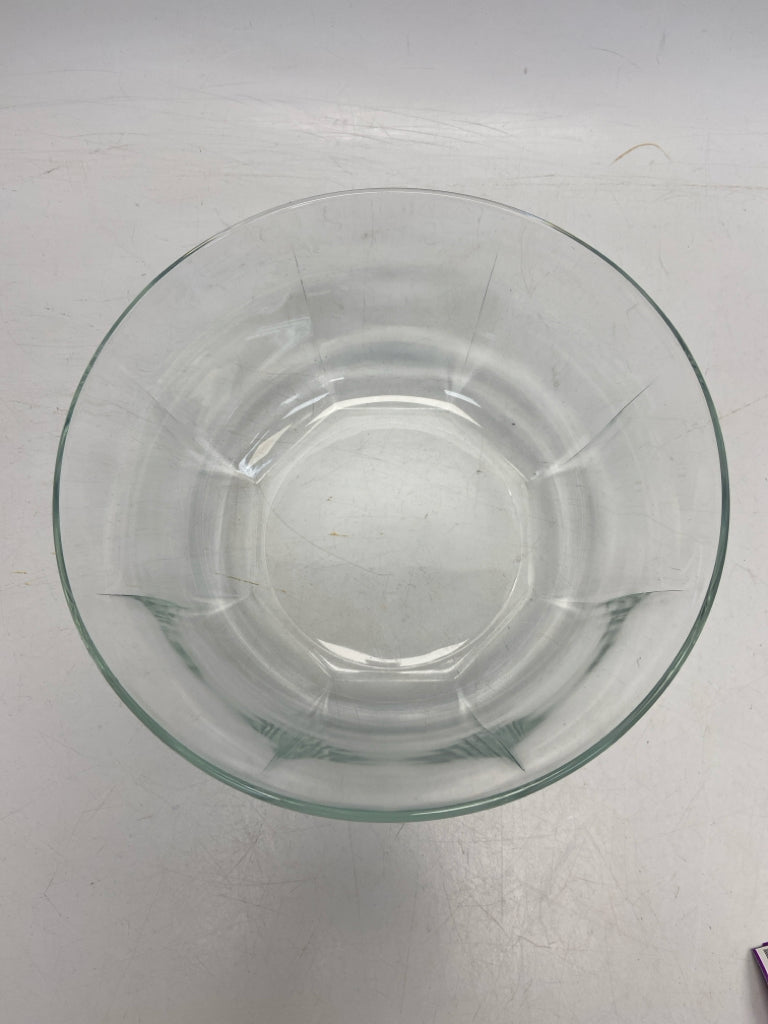 Clear Glass Bowl(s)