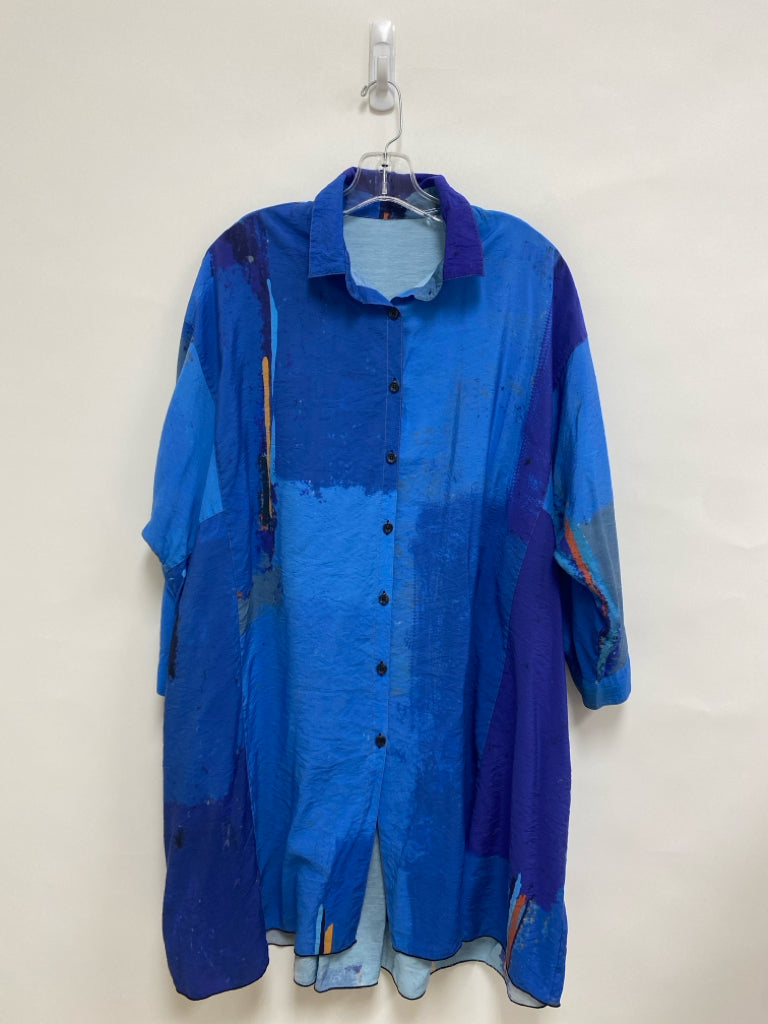 3 Potato Size XL Blue Purple Abstract Tunic Ladies Top
