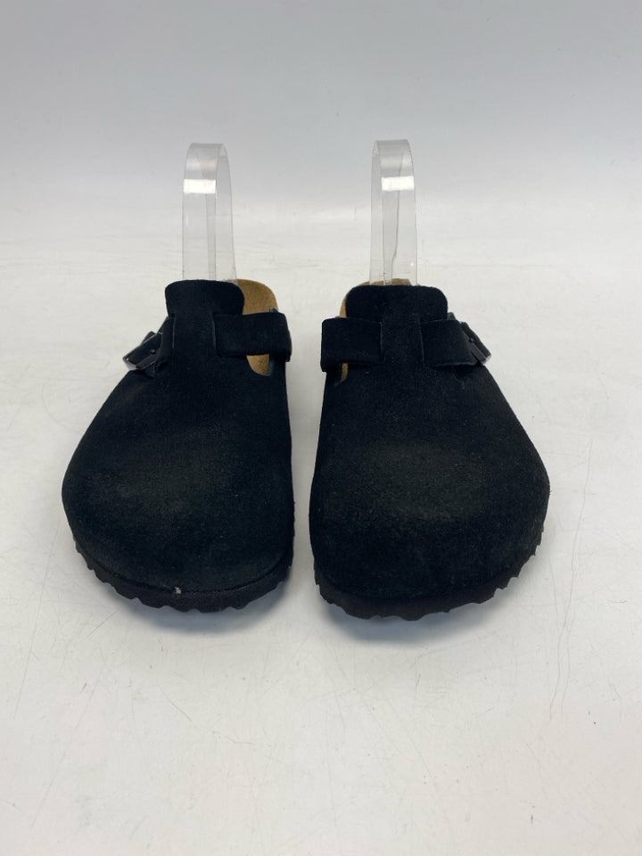 NWOT Birkenstock EU Shoe Size 39 US Shoe Size 8 Black Clogs