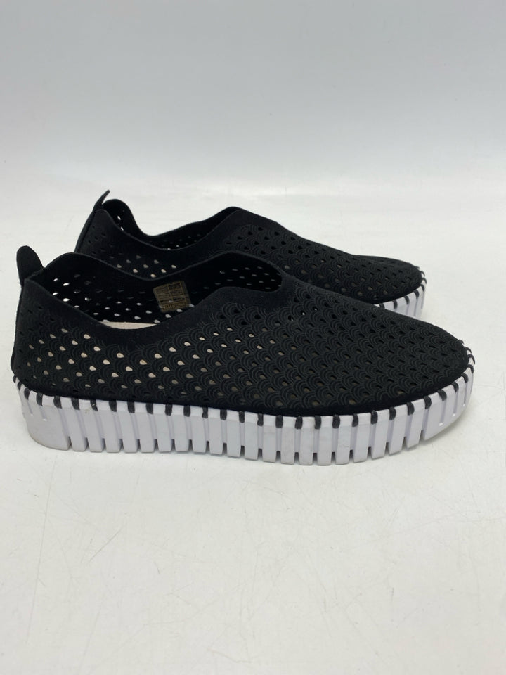Ilse Jacobsen Hornbaek  Size 39 Black Fabric Sneakers