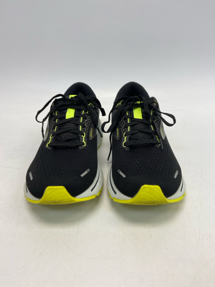 Brooks  Size 9.5 Black Lime Green Lace-up Sneakers
