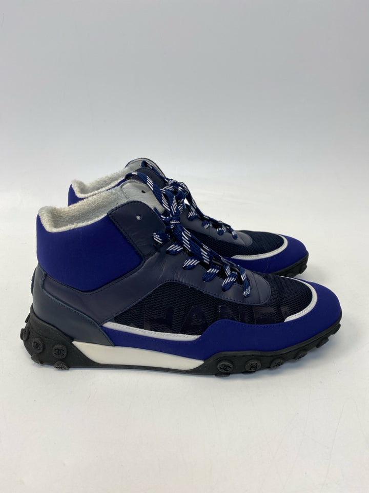 Chanel  Size 39 Navy Black/White Mesh Neoprene Sneakers