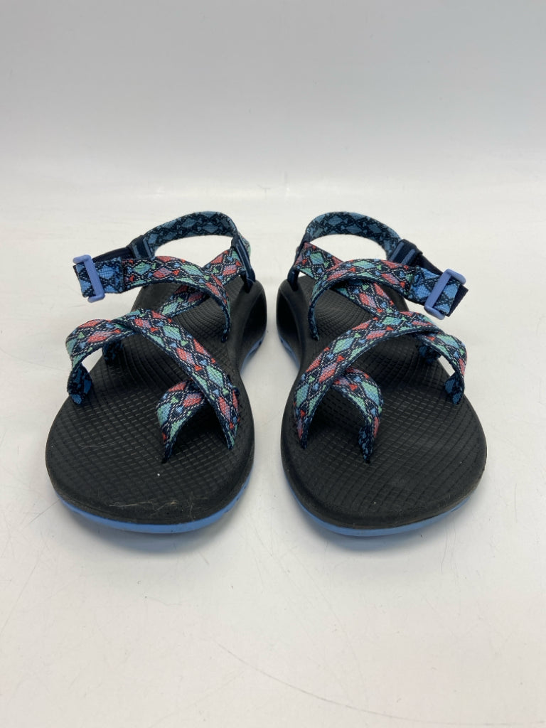 Chaco  Size 8 Multi-Color Sandals