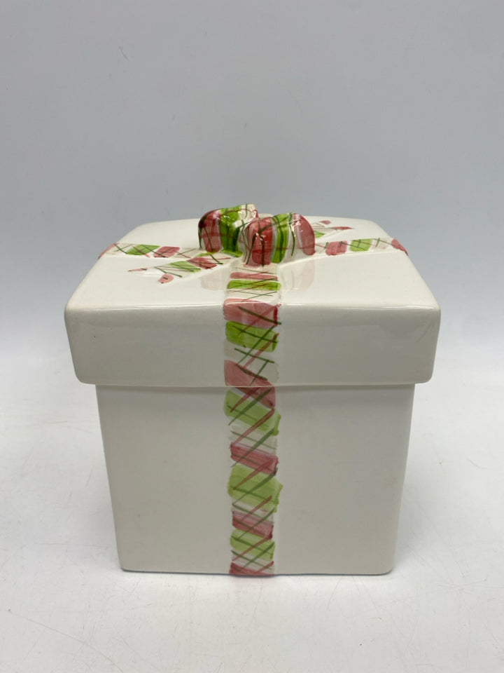 White Multi Color Plaid Ceramic Christmas