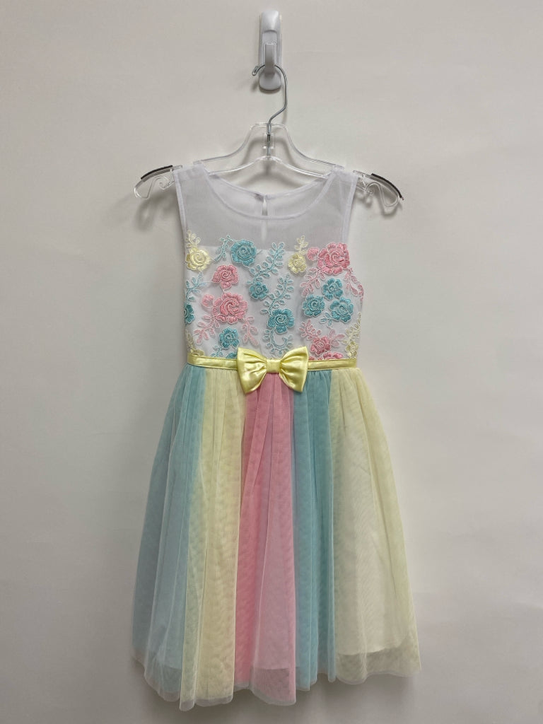 SIZE 6 White Pink/Yellow Flowers Sleeveless Embroidered Girl&