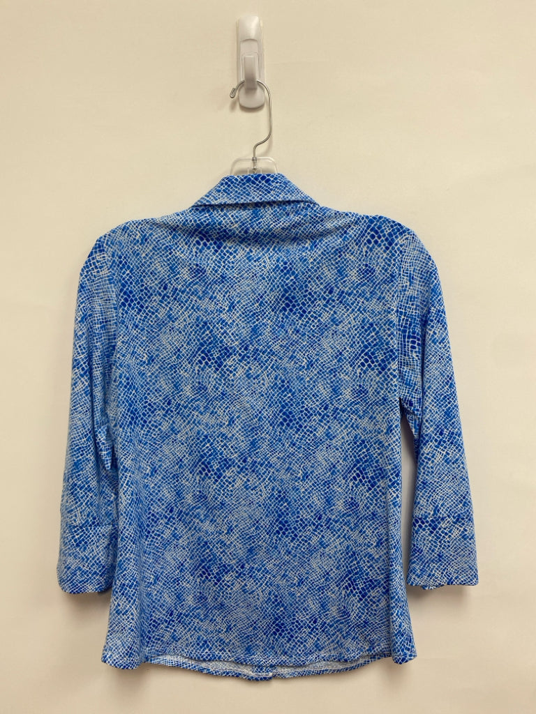 J McLaughlin Size XS Blue White Animal Print Ladies Top