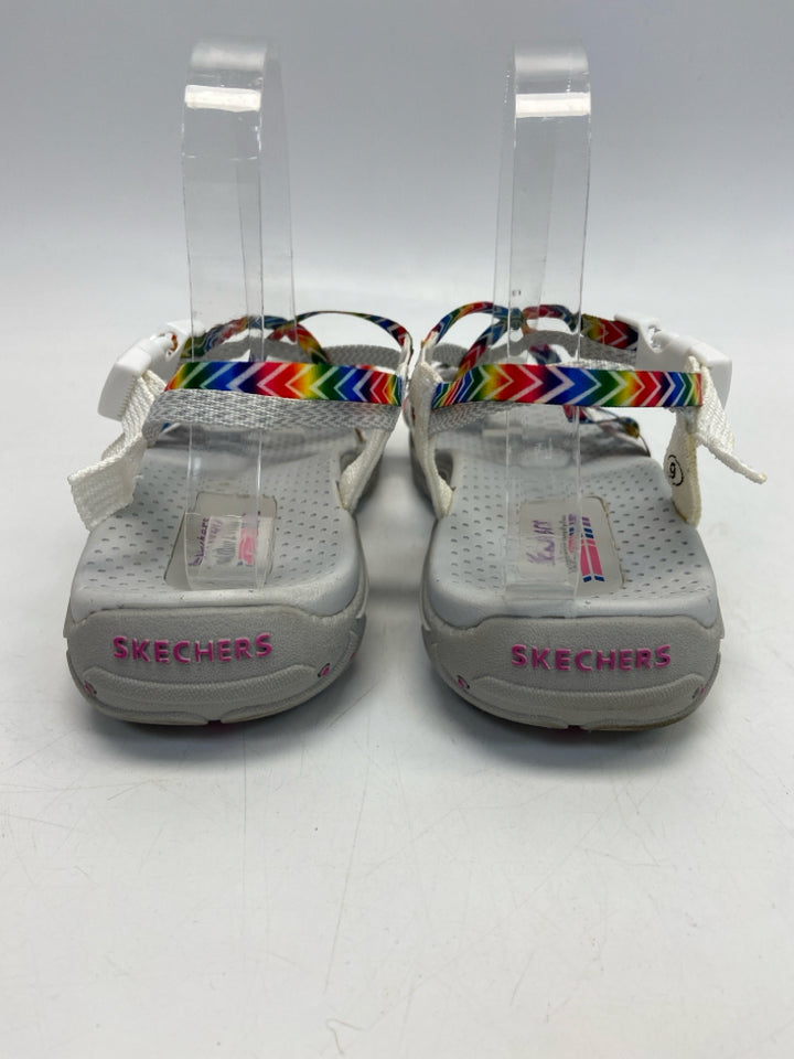 Skechers  Size 9 Pale Gray Multi-Color Crisscross Sandals