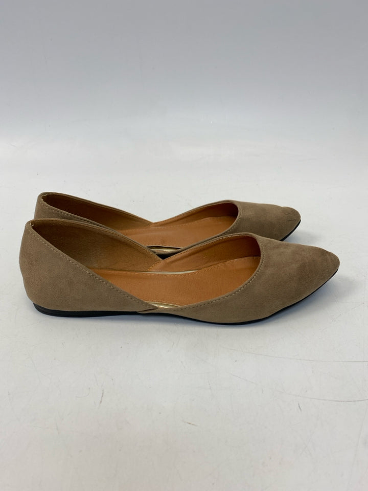 NWOT US Shoe Size 8.5 Brown Flats