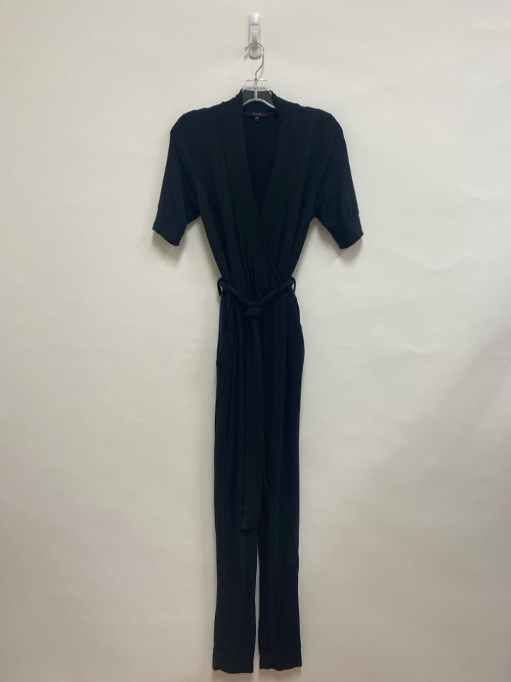 Quince Size XS Black V Neck Ladies Jumpsuit