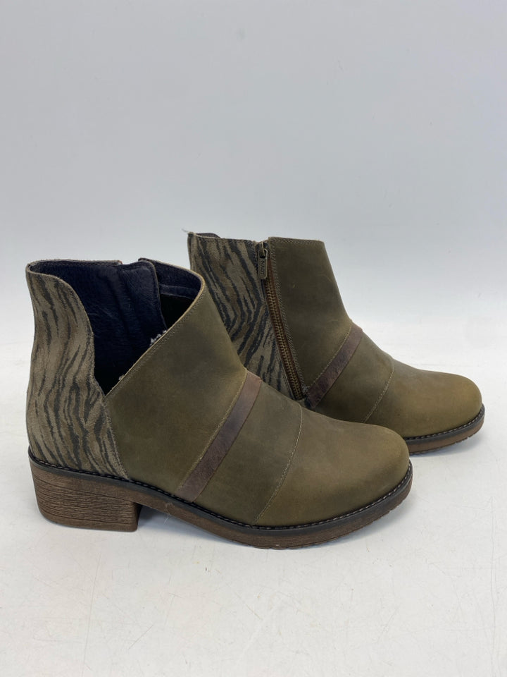 NWOT Naot EU Shoe Size 41 US Shoe Size 10 Olive Brown Boots
