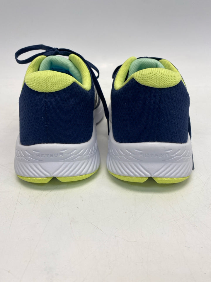 New Balance US Shoe Size 8.5 Navy Mint Green Lace-up Sneakers