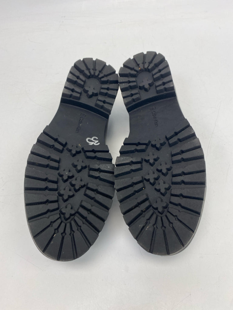 NWOT Calvin Klein  Size 6 Black Flats