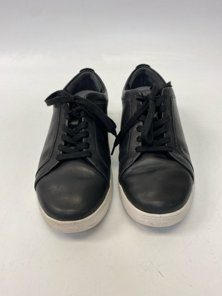 Fit Flop  Size 8 Black Lace-up Sneakers
