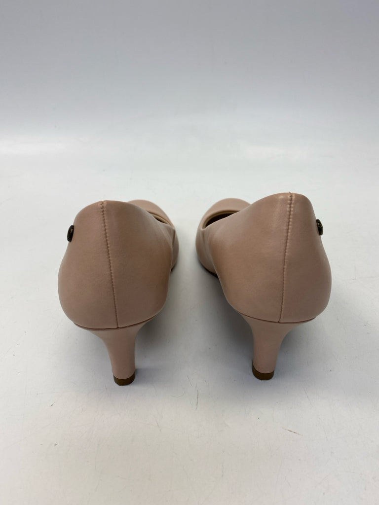 Life Stride US Shoe Size 10 Nude Heels