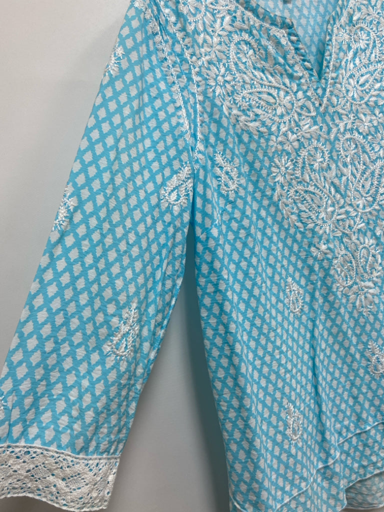 JOHN MARK Size M Turquoise White Embroidered Tunic Ladies Top