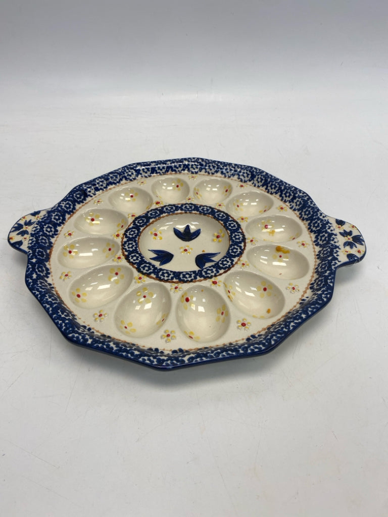 Cream Navy Serving Piece