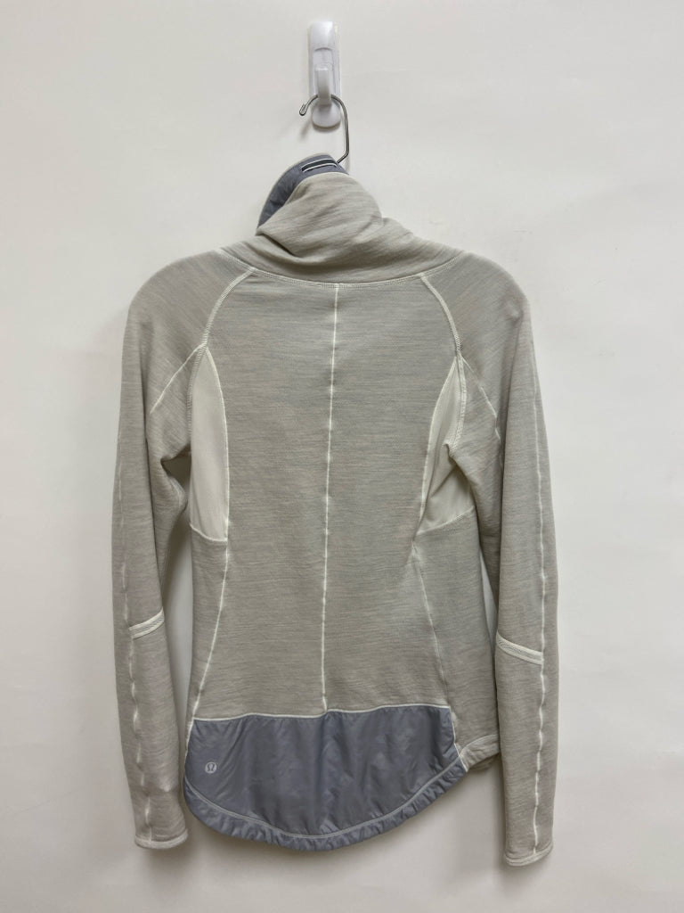 Lululemon Size 4 Pale Gray Cowl Neck Athletic Top