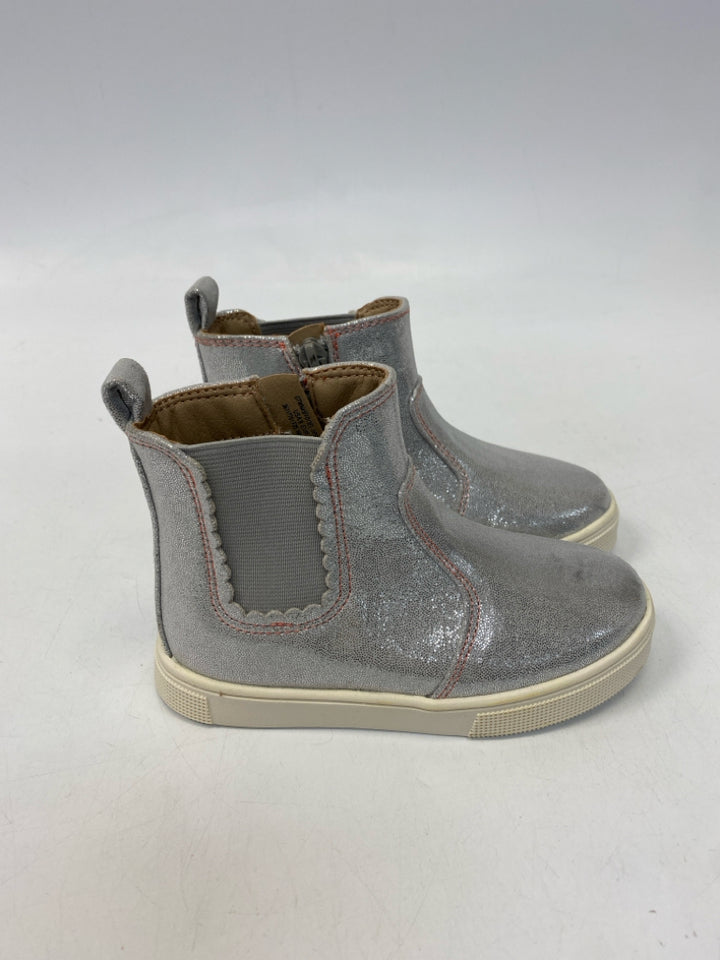 NWT wonder nation SIZE 9 Silver Girl&