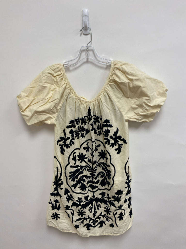 Free People Size M Cream Black Embroidered Puff Sleeve Ladies Dress