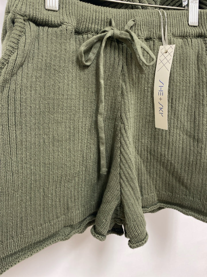 NWT She + Sky Size S Sage Ribbed Knit Ladies 2pc Shorts
