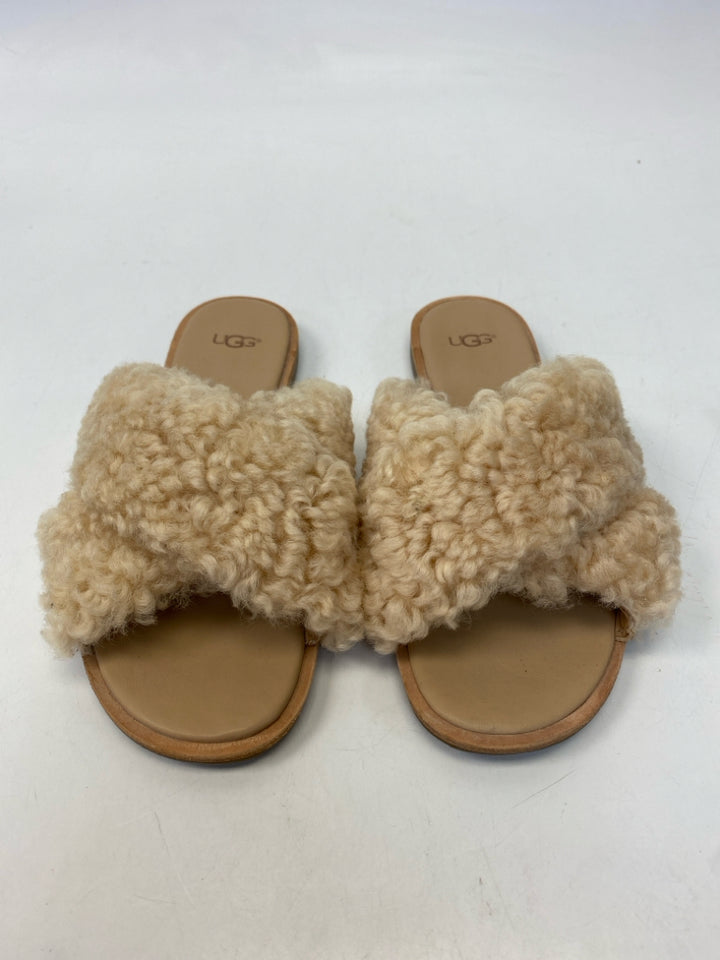 UGG  Size 8 Joni Furry Slide Sandal