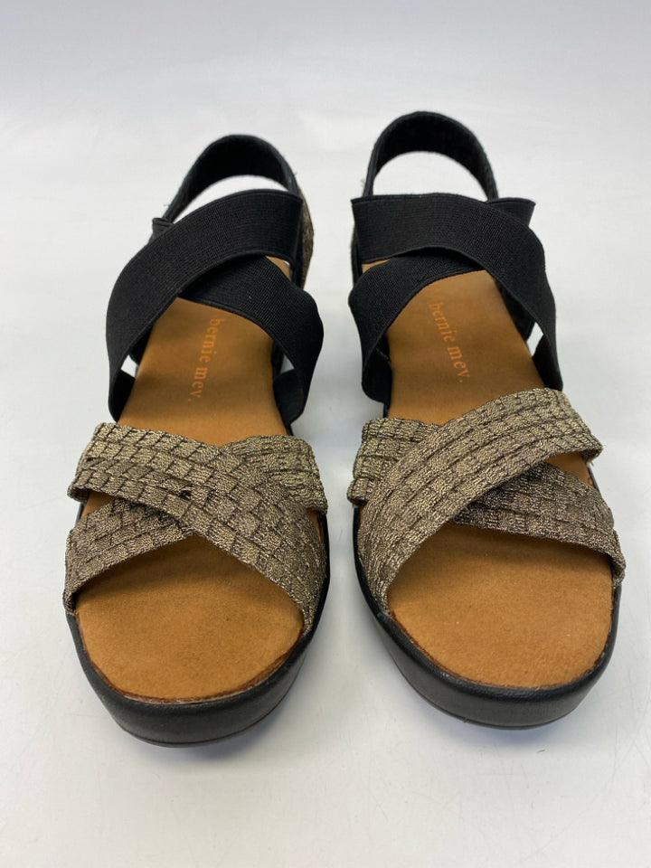 NWT Bernie Mev  Size 37 Bronze Shimmery Sandals