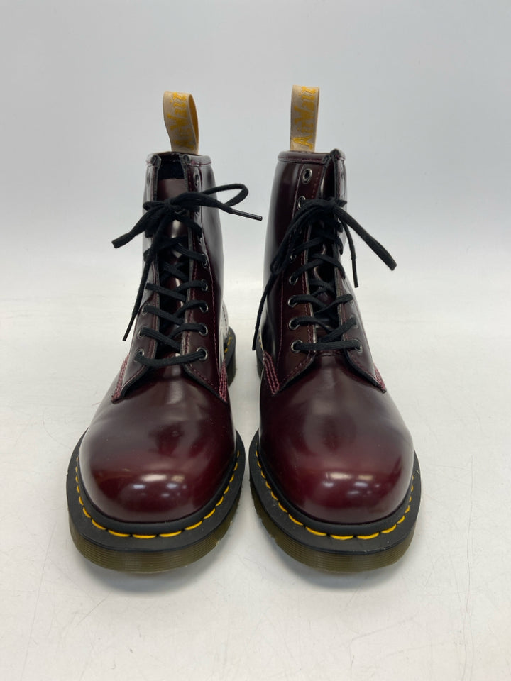 Doc Martens Size 10 Burgundy Lace-Up Men&