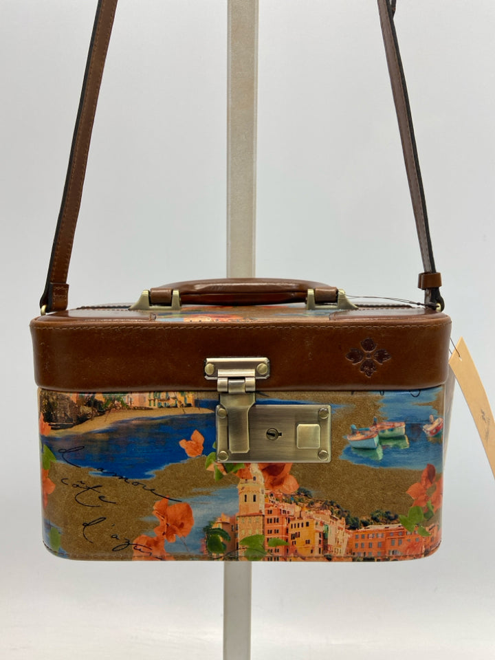 NWT Patricia Nash Brown Coral Travel Make-up Bag