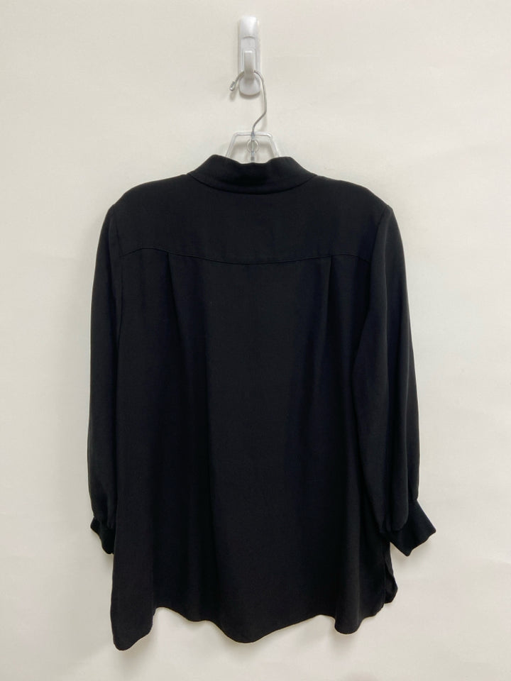 LAFAYETTE 148 Size L Black Quarter Button Ladies Top