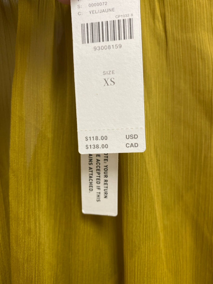 NWT Anthropologie Size XS Dark Gold Crinkle Mock Neck Ladies Top