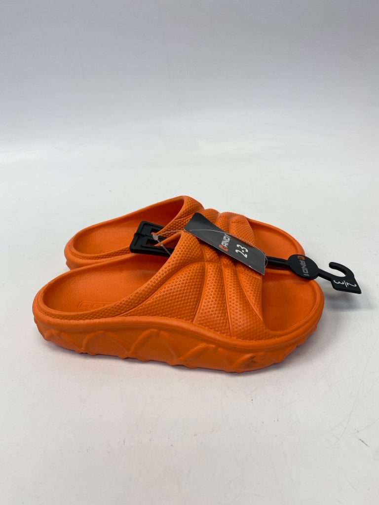NWT SIZE 2/3 Orange Boy&