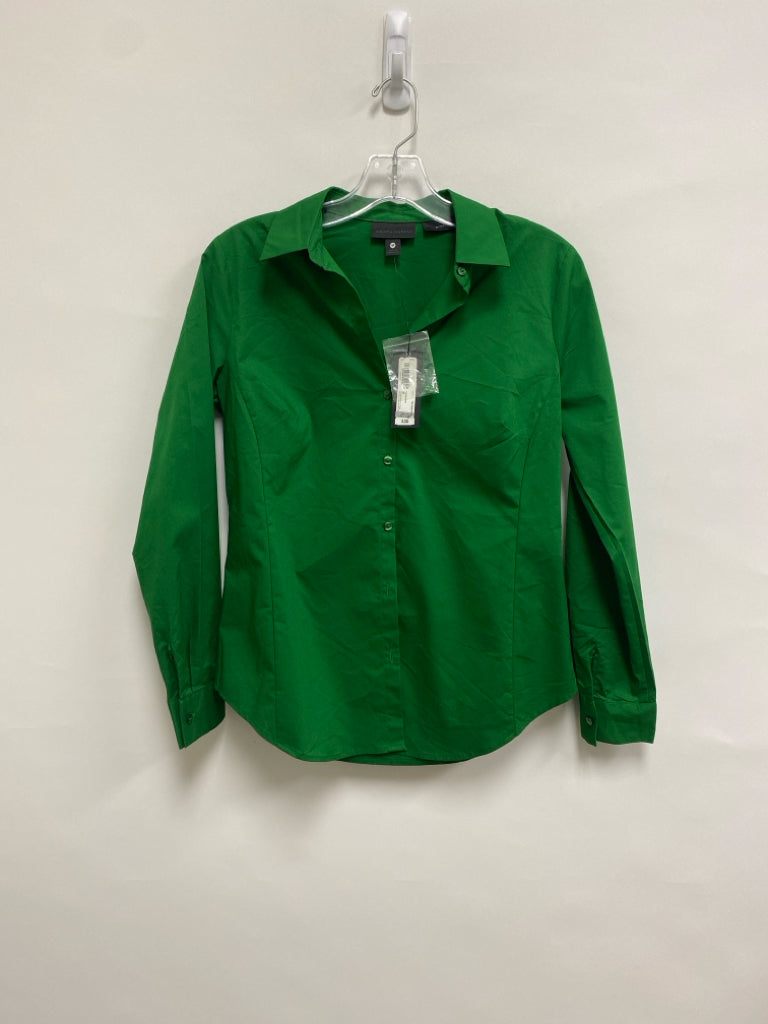 NWT Worthington Size 4P Kelly Green Petite Top