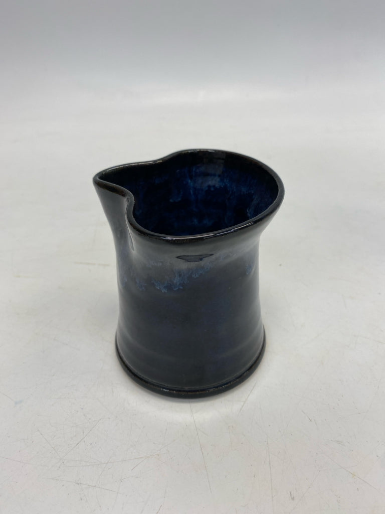Navy Pottery