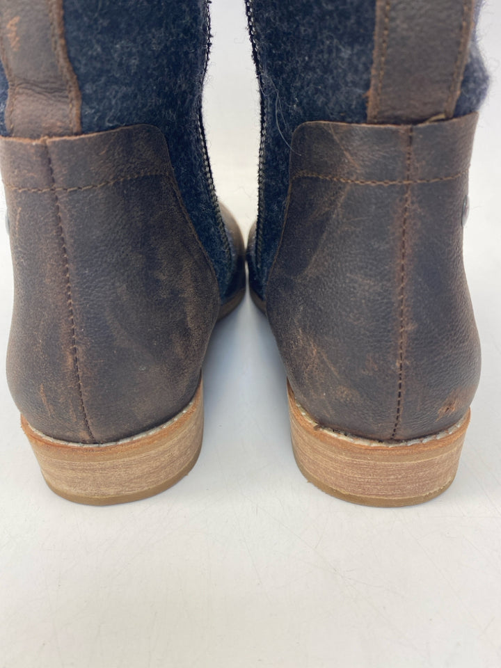 NWOT  Size 8 Brown/Black Side Zipper Wool Boots