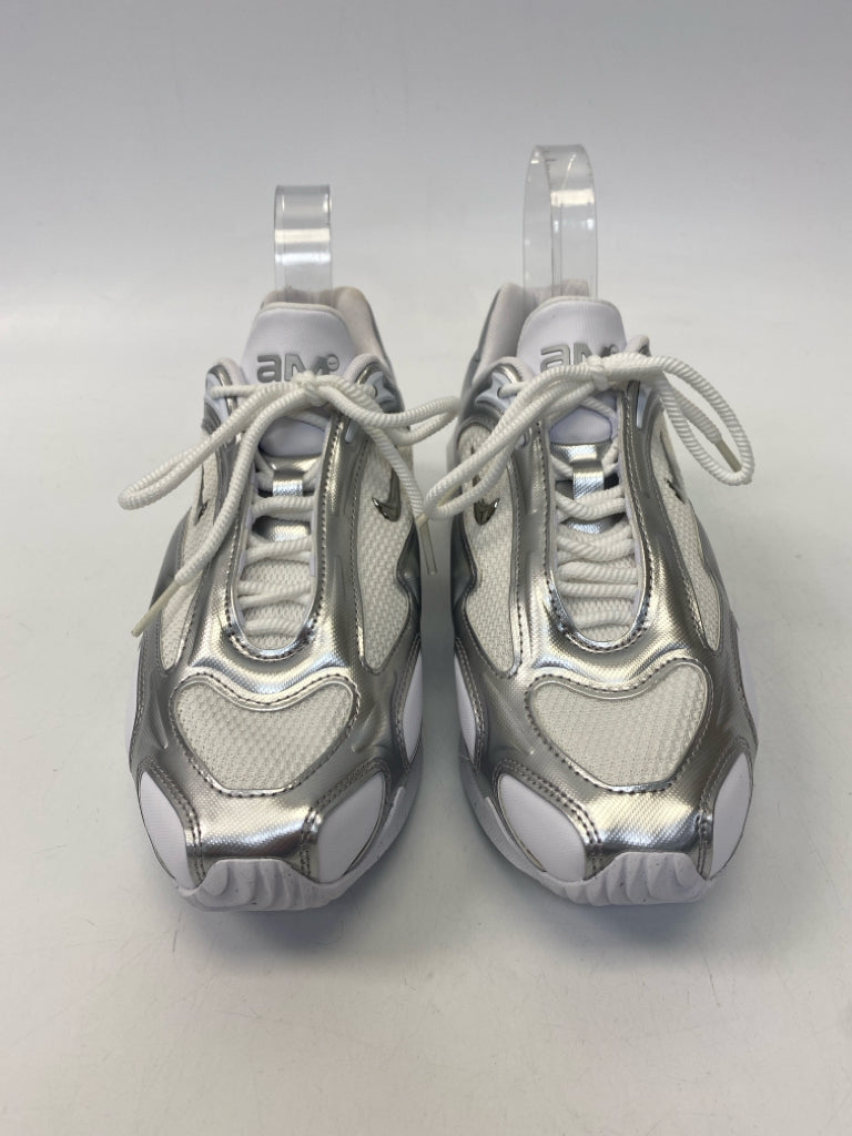 NWOT Nike  Size 7.5 White Silver Lace-up Metallic Sneakers