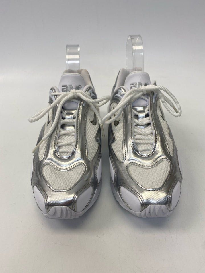 NWOT Nike  Size 7.5 White Silver Lace-up Metallic Sneakers